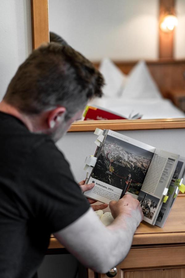 Hotel Wochtla Buam Brunico Luaran gambar